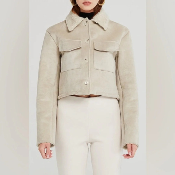 STORETS Vanessa Cropped Shearling Jacket in Beige - Picture 4 of 14